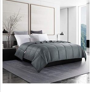 HOMBYS Lightweight Cooling 100% Bamboo Grey Comforter Queen Quilted